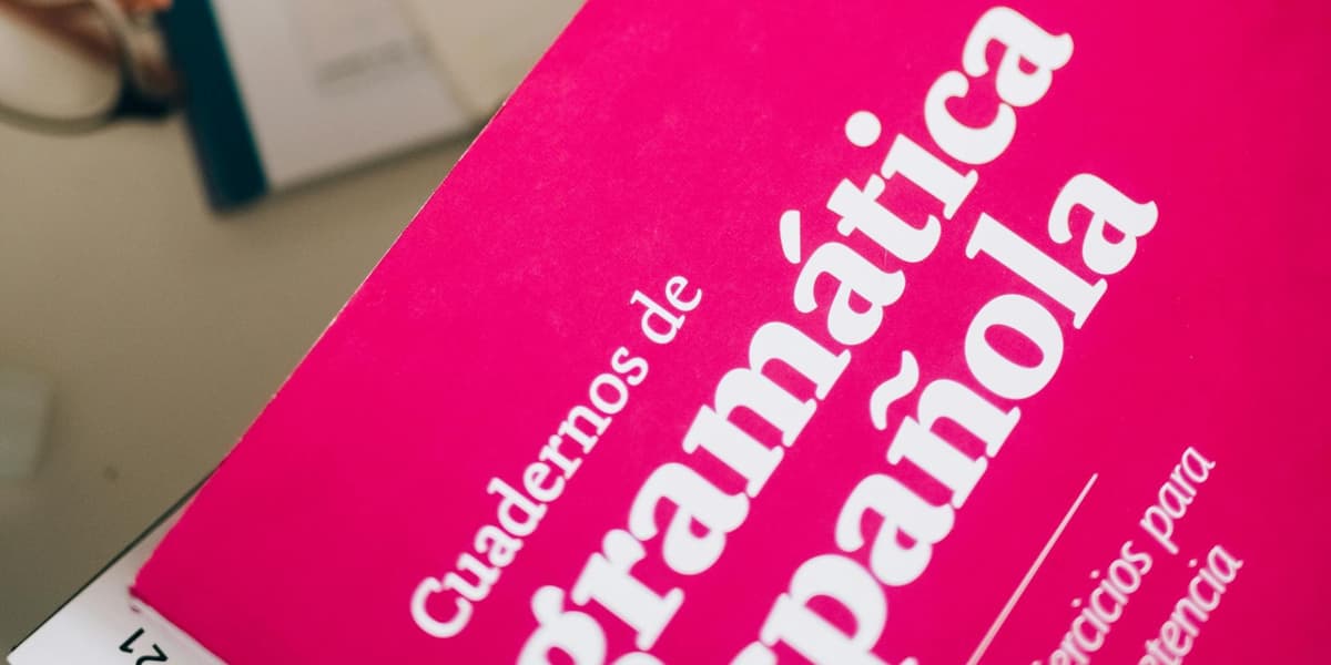 Espanhol da Espanha: Características e Variações Regionais — Plano Espanha